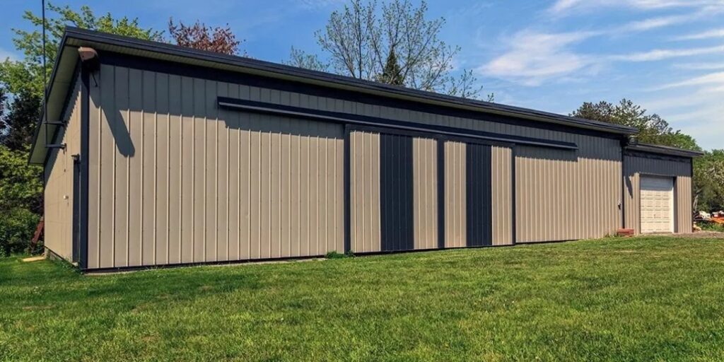 Custom Made Steel Barns in Australia, photo of small steel barn.