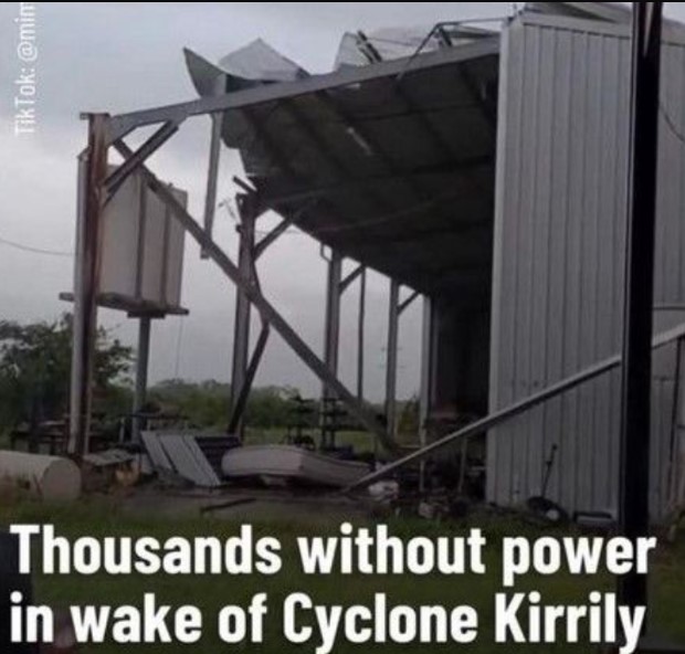 Buying a Farm Shed so why are many so Flimsy? Cyclone damaged shed.