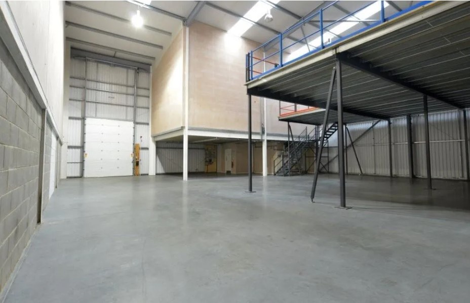 How Much for a DIY Mezzanine Floor Kit? – mezzanine floor in sheds - photo of small mezzanine floor