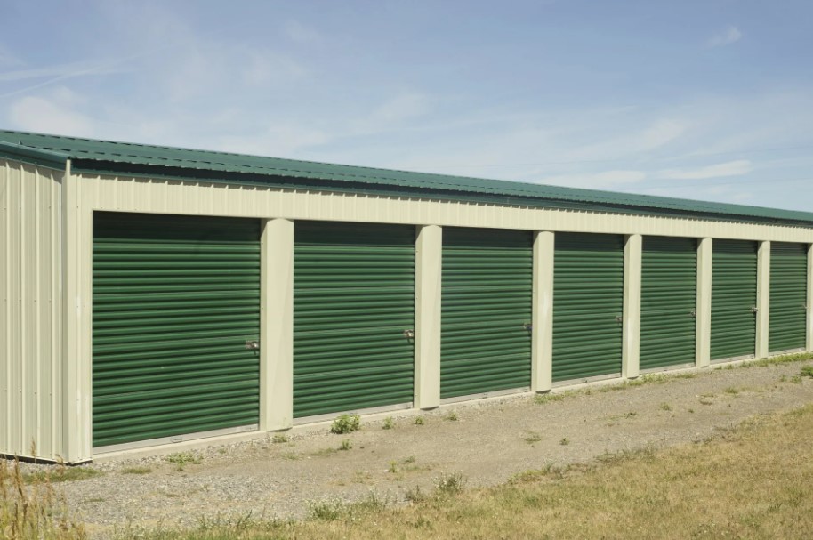 Custom Commercial Storage Shed, storage units with roller doors