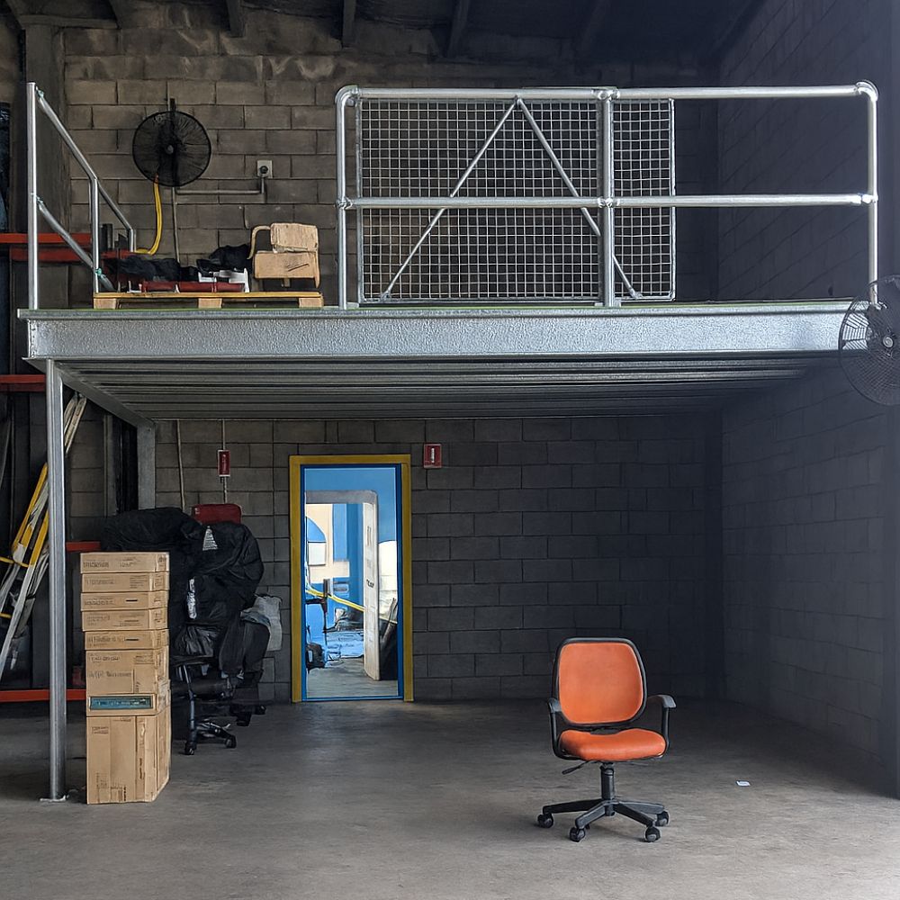Advantages of a Mezzanine Floor in Sheds, Mezzanine floor